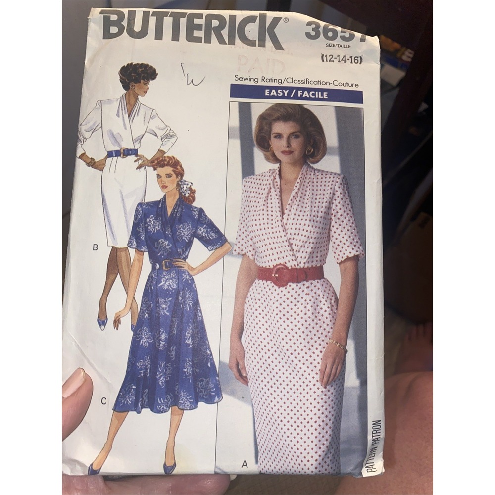 Butterick 3657 Sewing Pattern Misses Dress V Neck Uncut Easy Vintage 12-14-16